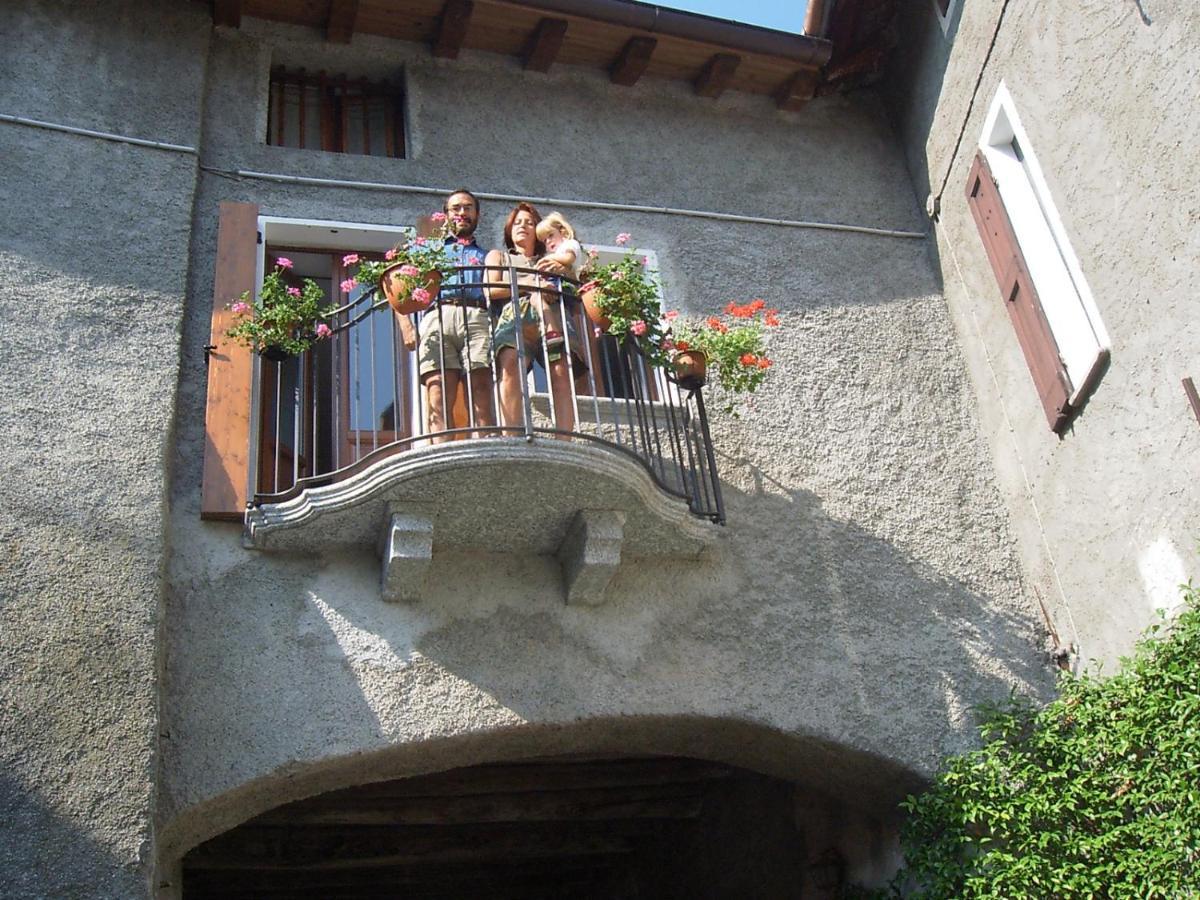 Вилла The House On The Bridge- La Casa Sul Ponte Менаджо Экстерьер фото